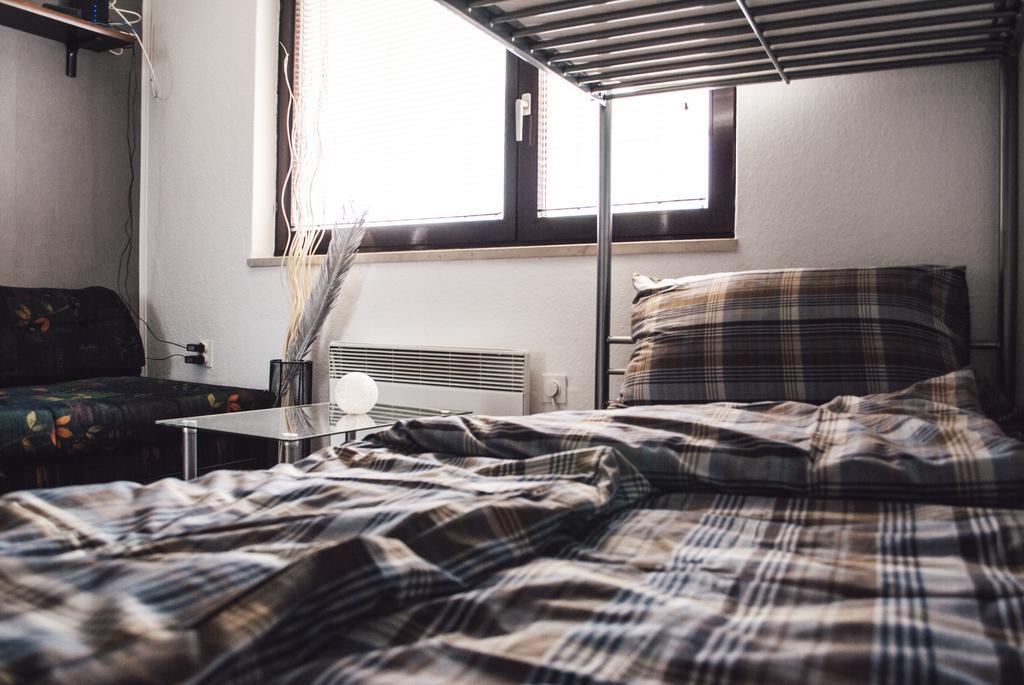 Guest House Nizama'S Place Сараево Стая снимка