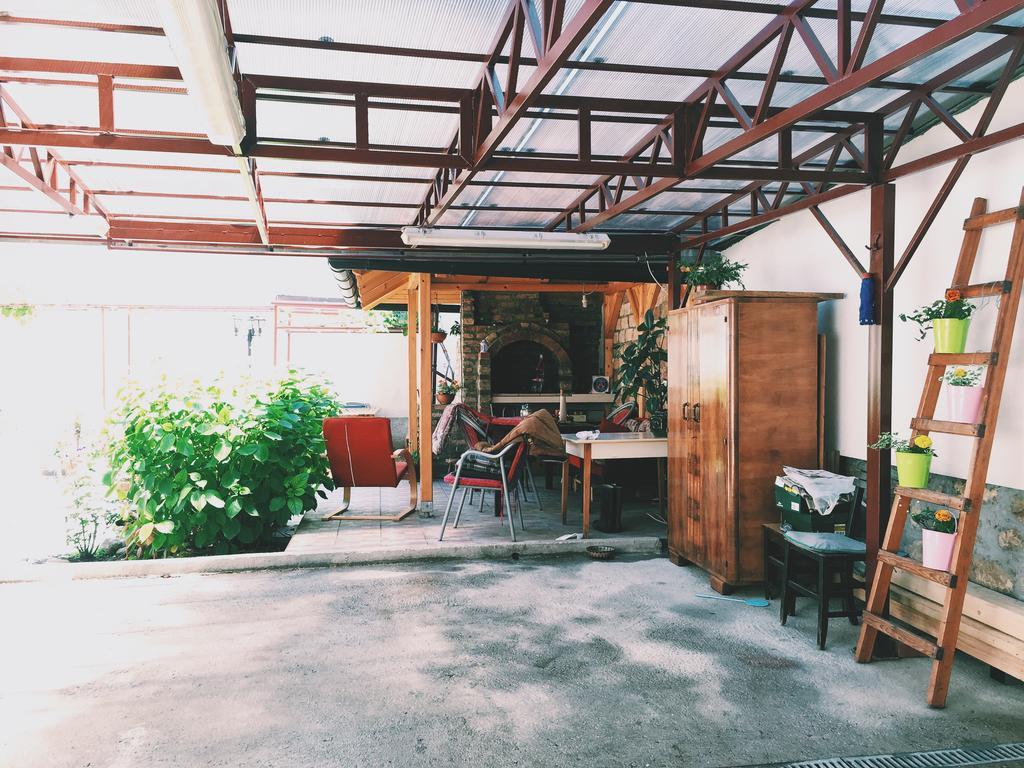 Guest House Nizama'S Place Сараево Екстериор снимка